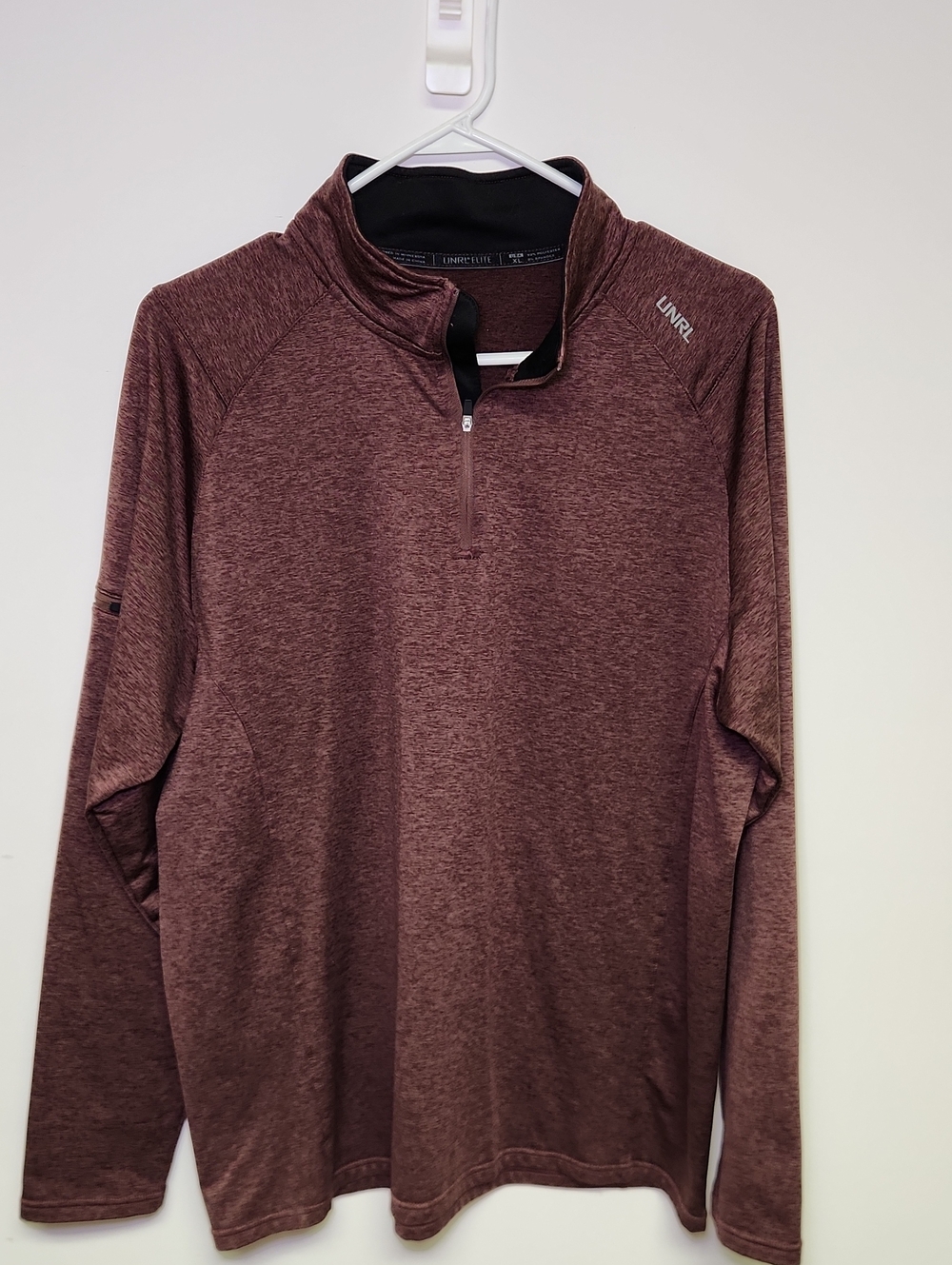 UNRL Men’s Quarter Zip Pullover Burgundy Maroon Performance Golf XL